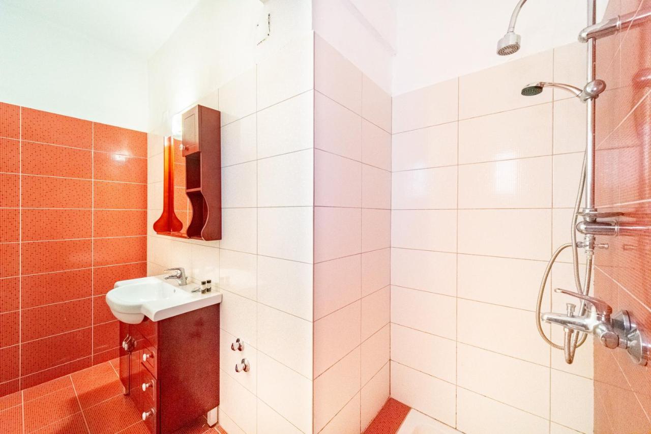 Arianna Studio Ground Floor 4 باليوكاستريتسا المظهر الخارجي الصورة